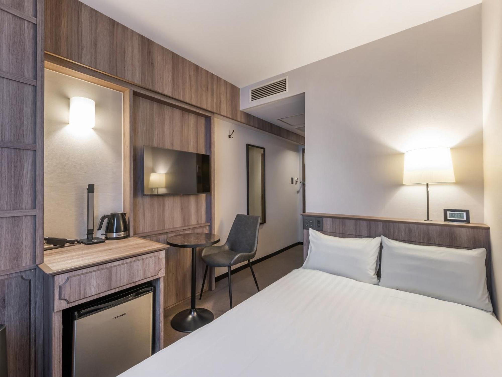 Sunhotel Fukuyama Buitenkant foto